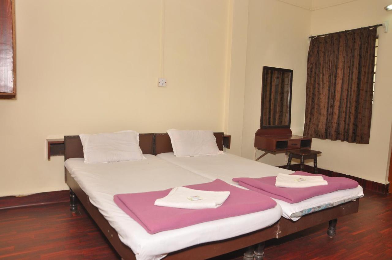 Koyna Lake Resort Koynanagar Exterior photo
