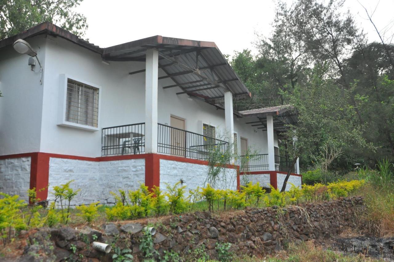 Koyna Lake Resort Koynanagar Exterior photo